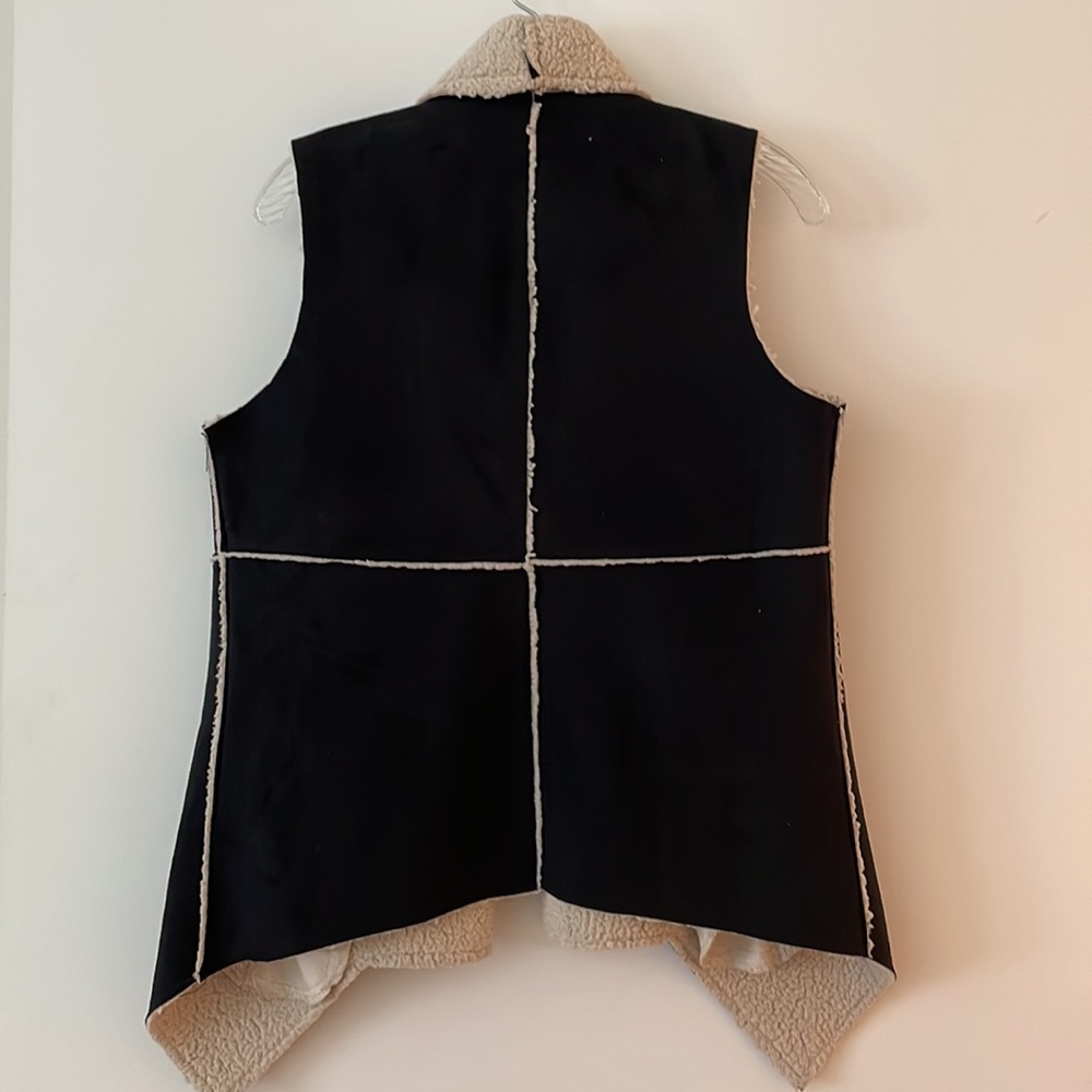🌸SOLD🌸 Jack by BB Dakota Faux Suede Vest - Picture 2 of 5
